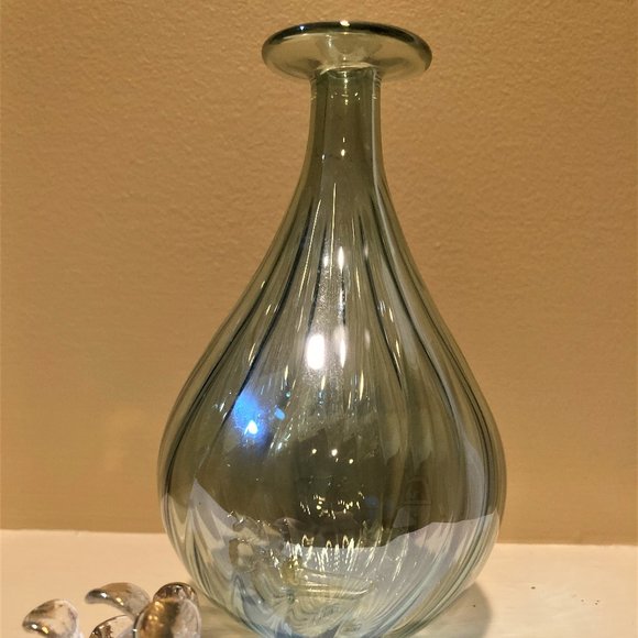 Italian Green Glass Vase - Picture 5 of 6